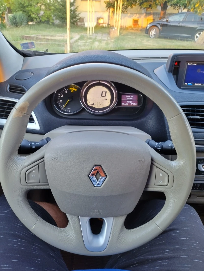 Renault Megane, снимка 7 - Автомобили и джипове - 47072188