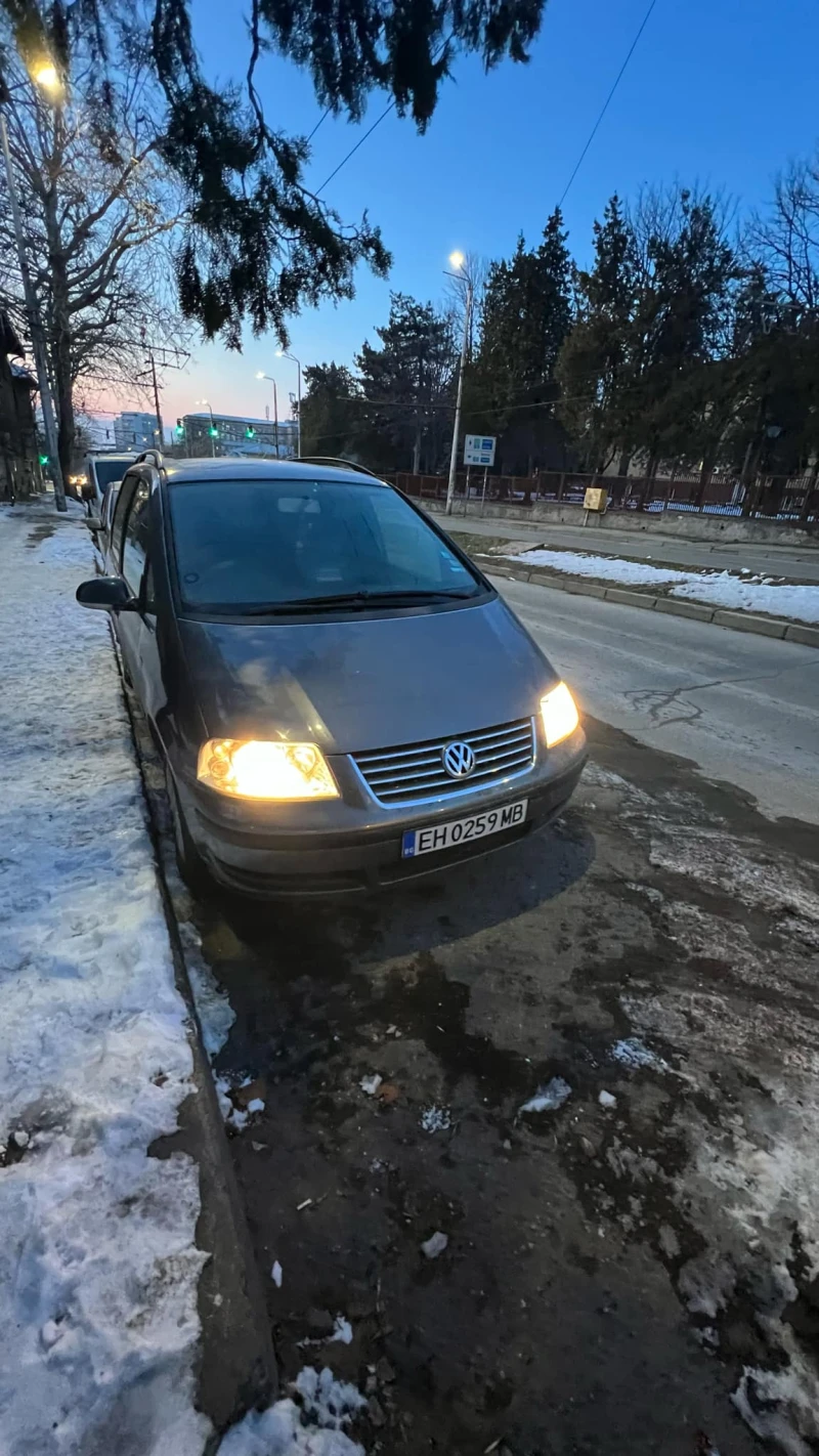 VW Sharan, снимка 1 - Автомобили и джипове - 49248658