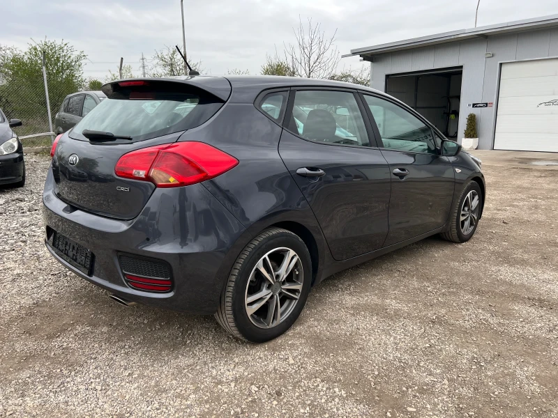 Kia Ceed 1.6 CRDI 110к.с, снимка 6 - Автомобили и джипове - 52243917