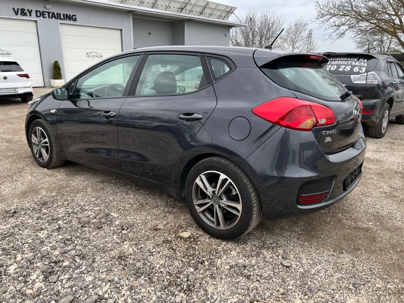 Kia Ceed 1.6 CRDI 110к.с, снимка 8 - Автомобили и джипове - 52243917