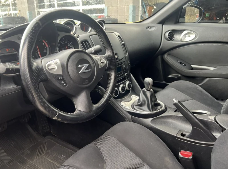 Nissan 370Z Ръчка * АВТОКРЕДИТ* , снимка 9 - Автомобили и джипове - 52749414