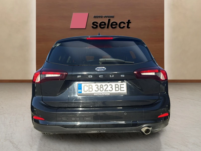 Ford Focus 1.0 EcoBoost, снимка 8 - Автомобили и джипове - 53067726