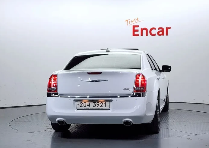 Chrysler 300c 3.6 - изображение 4
