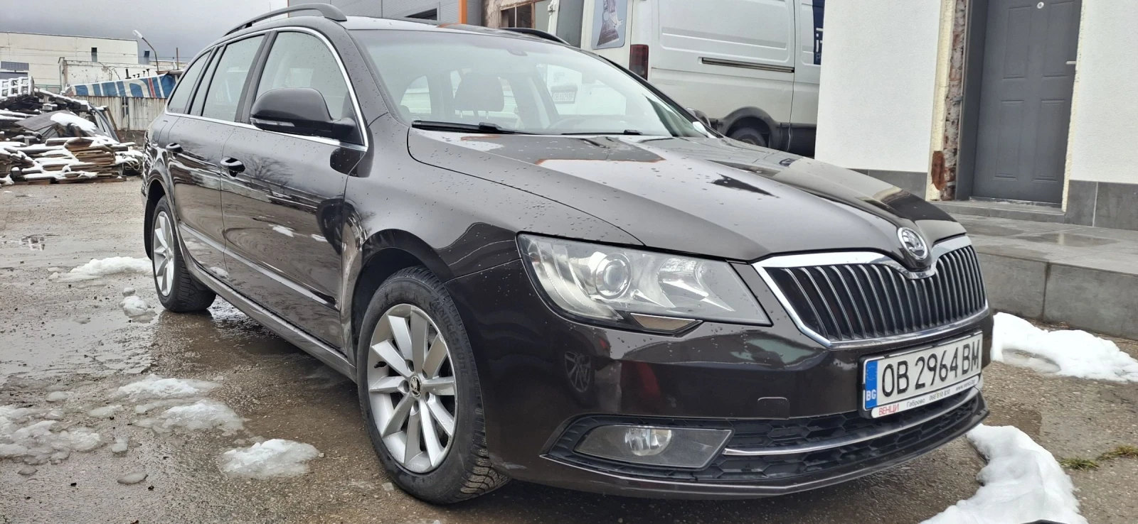 Skoda Superb  - изображение 2