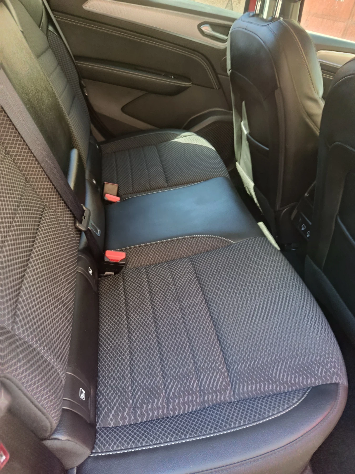 Renault Arkana E Tech Full hibrid Techno - изображение 8