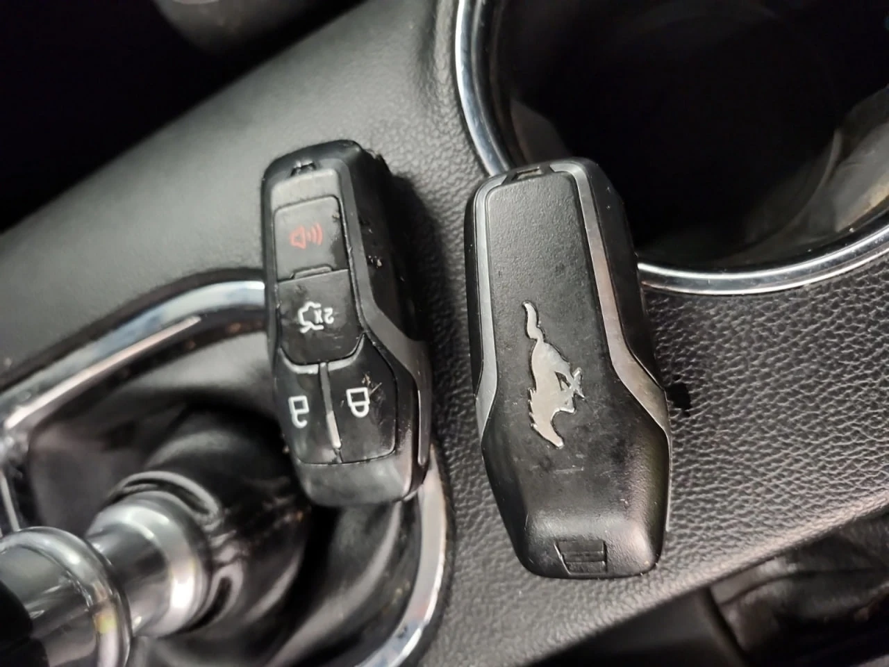 Ford Mustang * CARFAX* АВТОФИНАНСИРАНЕ* БЕЗ ПЪРВОНАЧАЛНА ВНОСКА - изображение 10