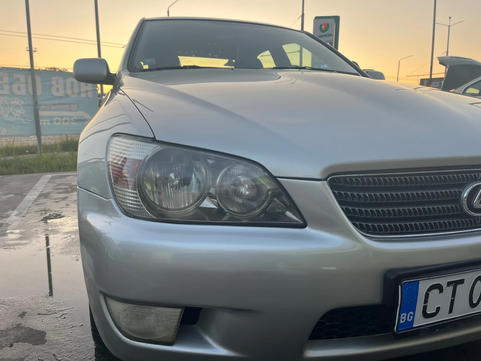 Lexus IS 200  - изображение 3