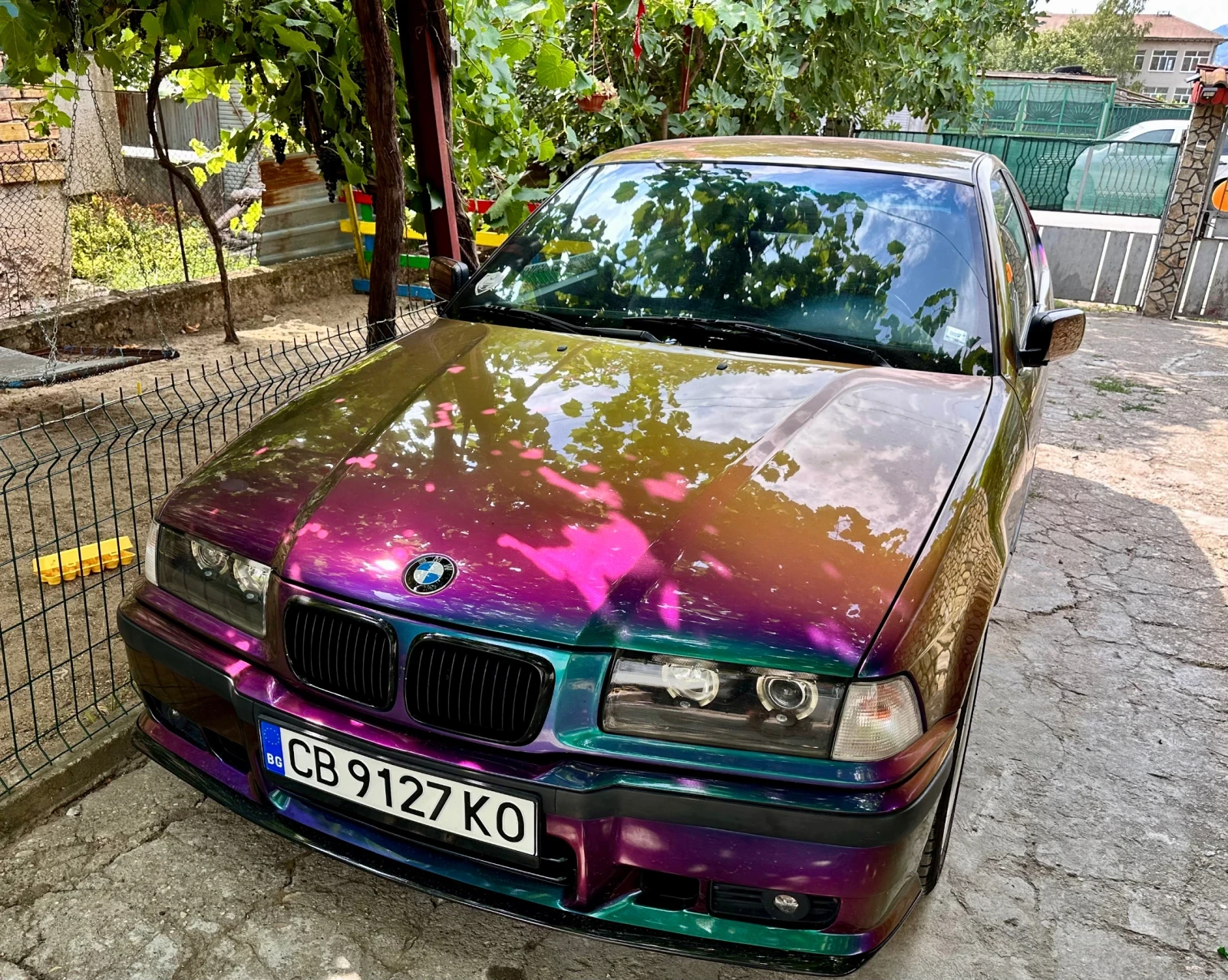 BMW 330 231 коня вписан в талона  - изображение 2