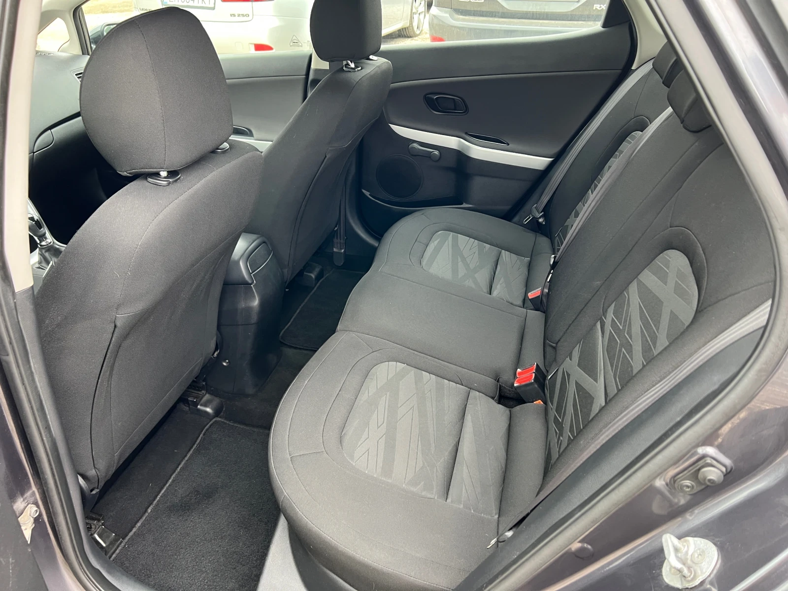Kia Ceed 1.6 CRDI 110к.с - изображение 10