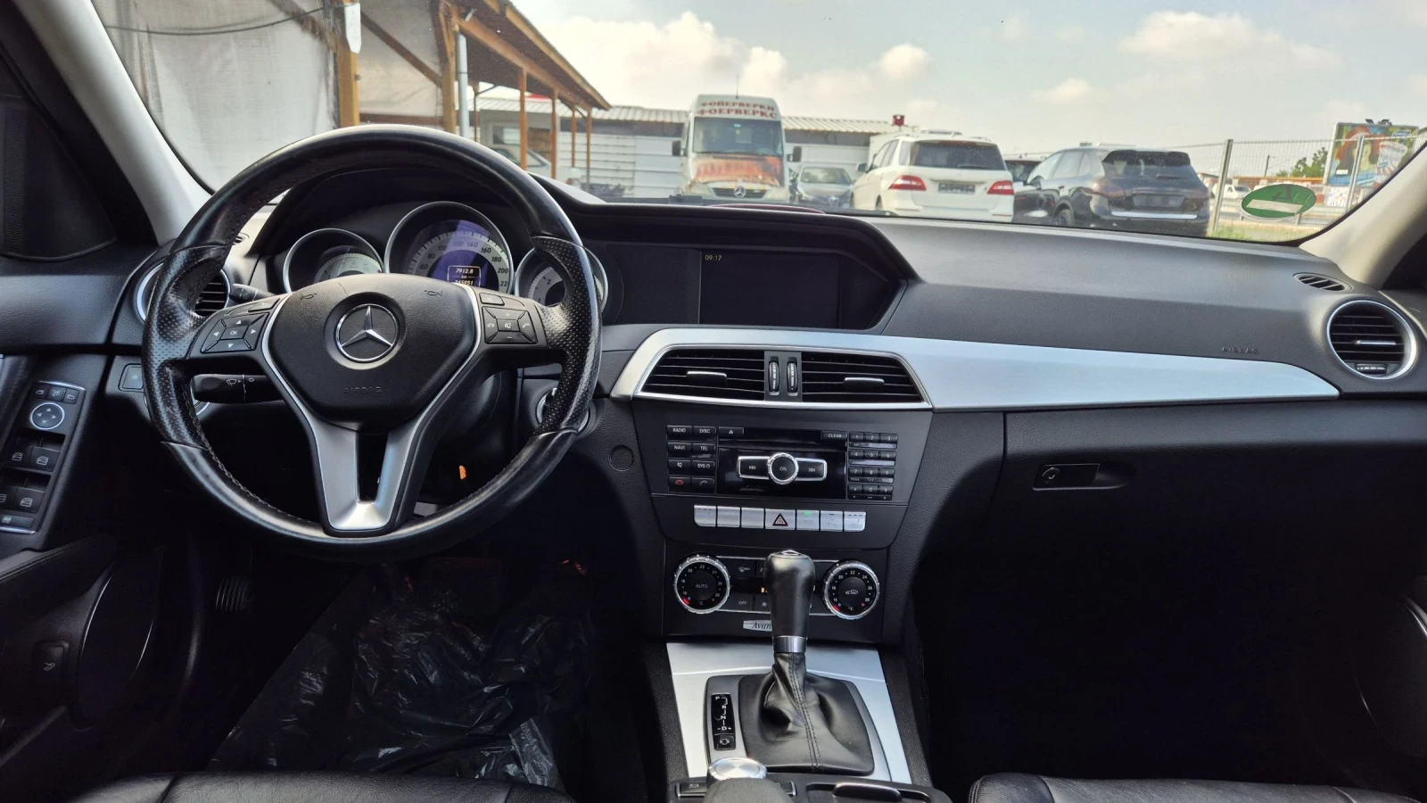Mercedes-Benz C 350  - изображение 9