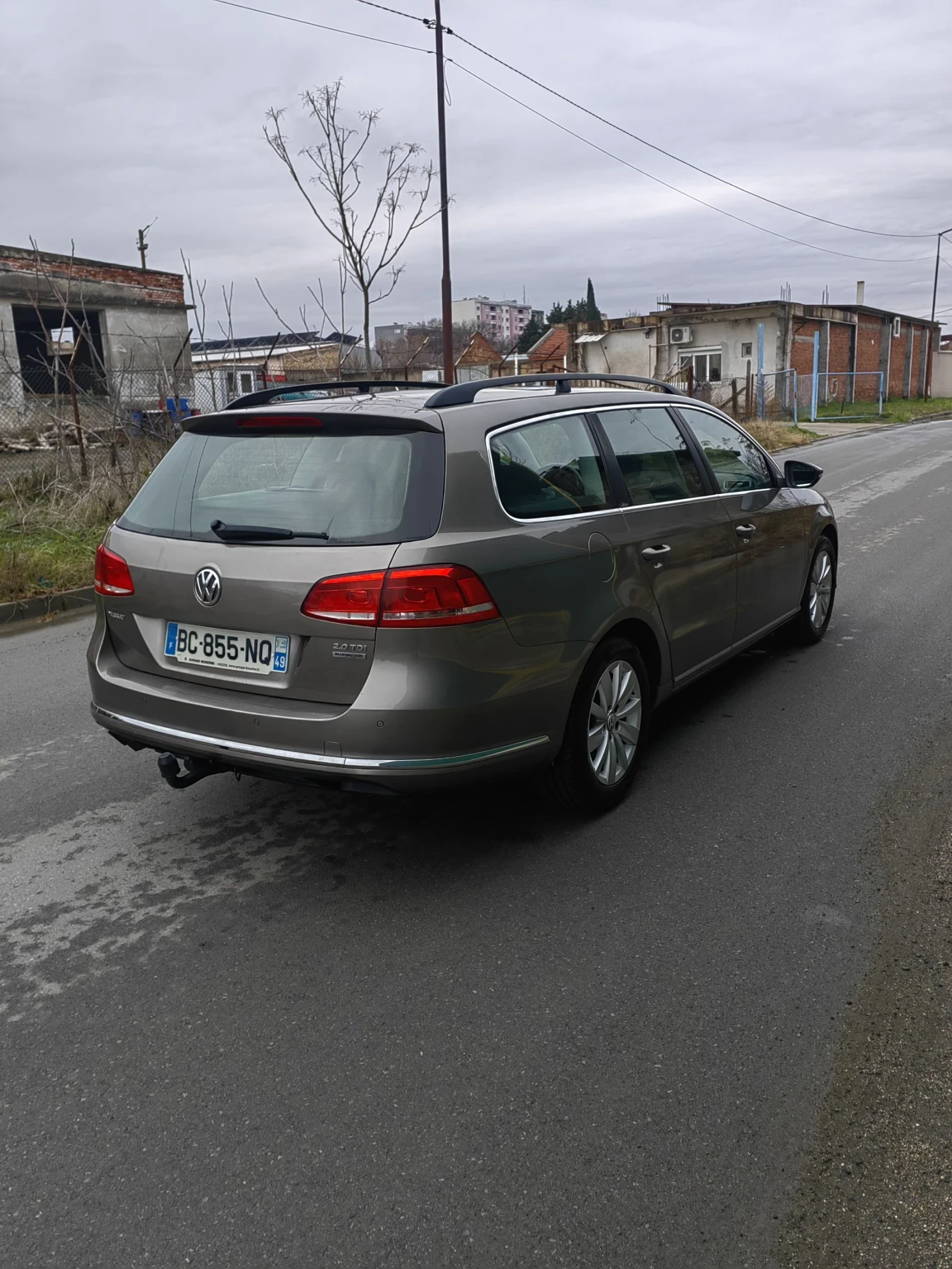 VW Passat 2.0TDI DSG - изображение 5