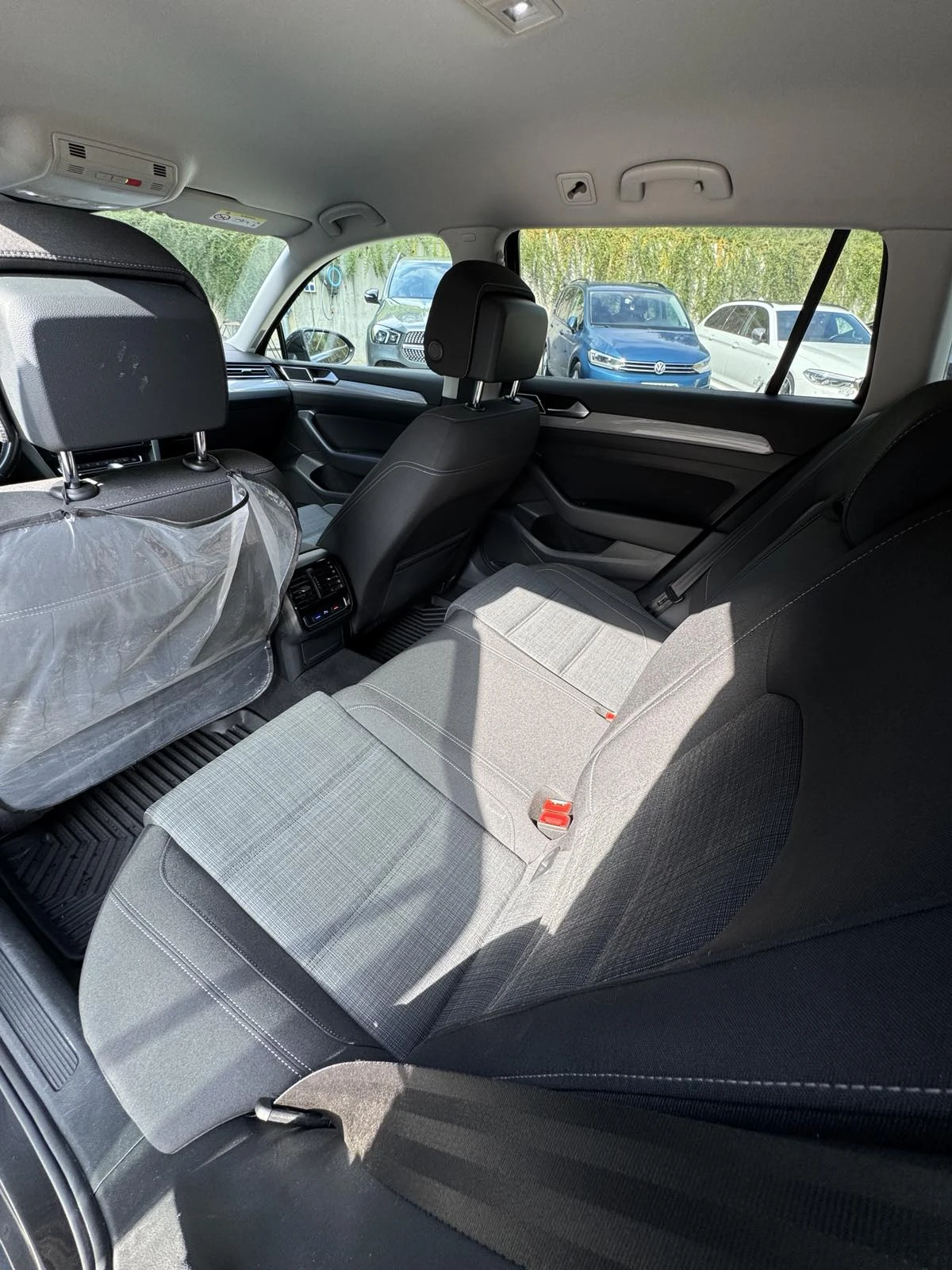 VW Passat  - изображение 9