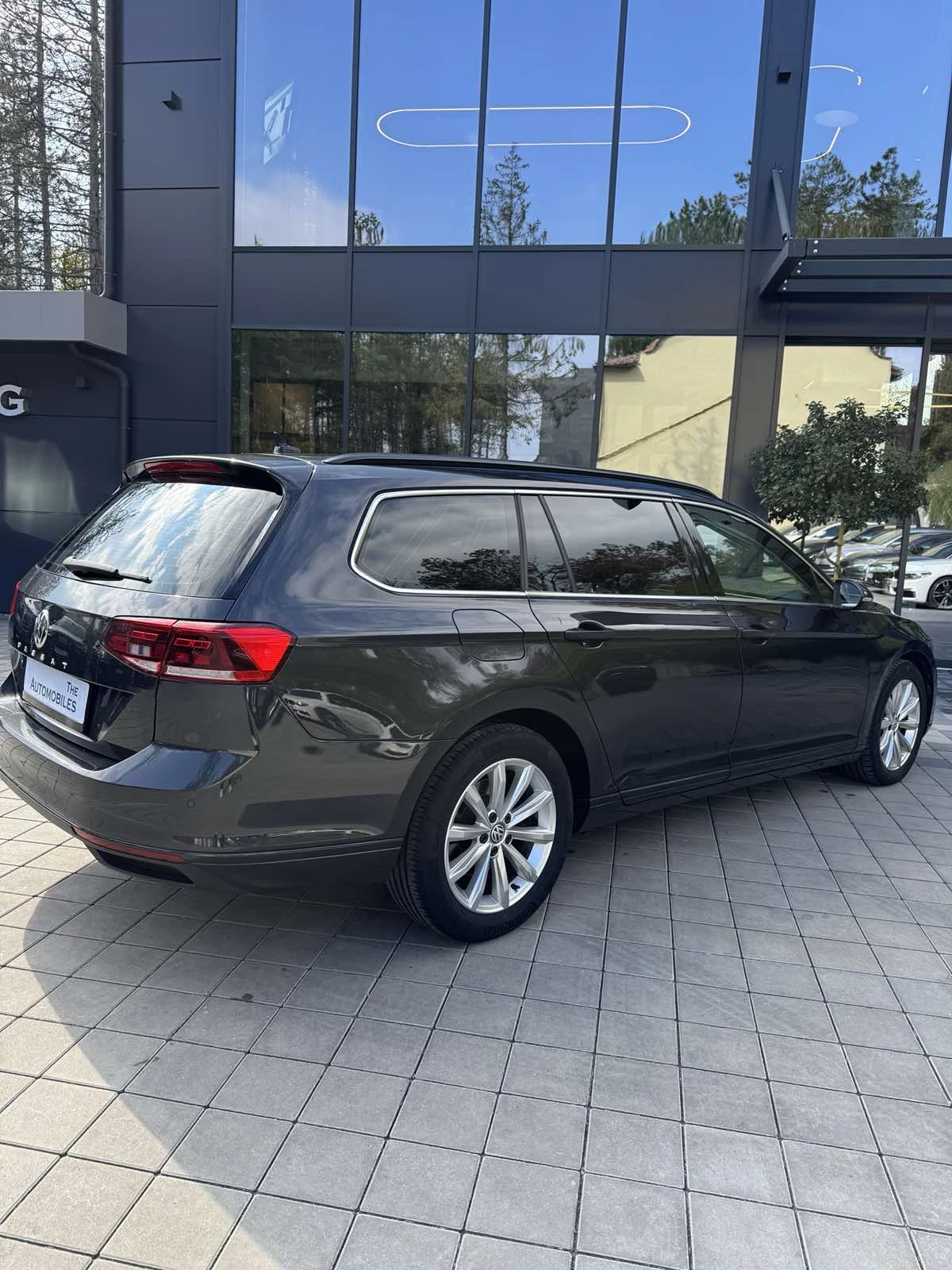 VW Passat  - изображение 7