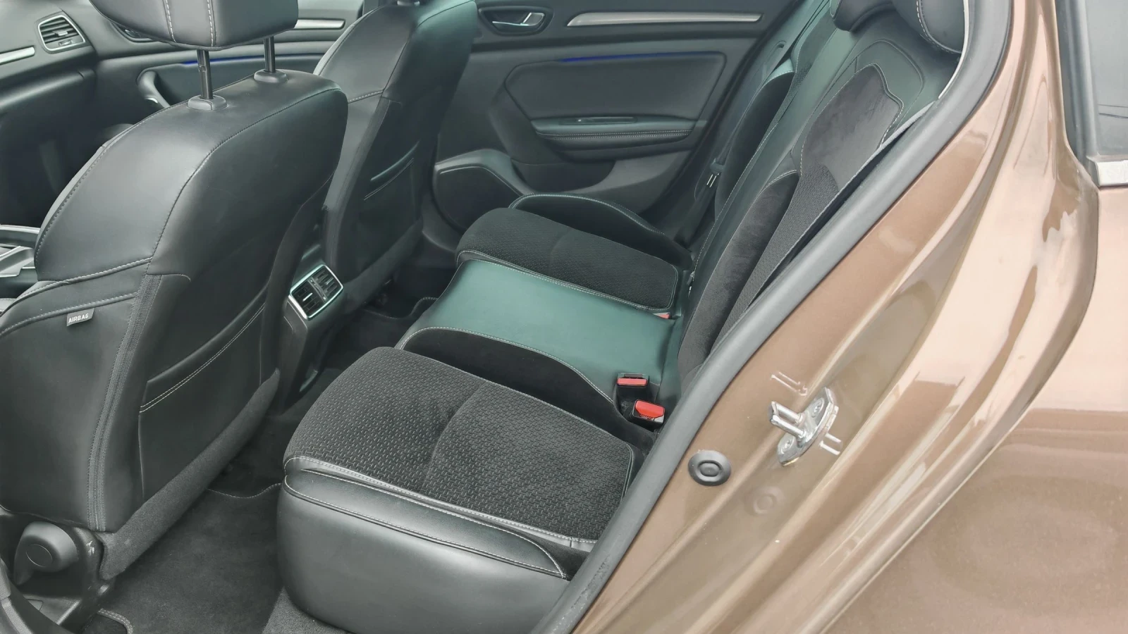 Renault Megane 1.5DCI-110k.ТОП СЪСТОЯНИЕ  - изображение 8