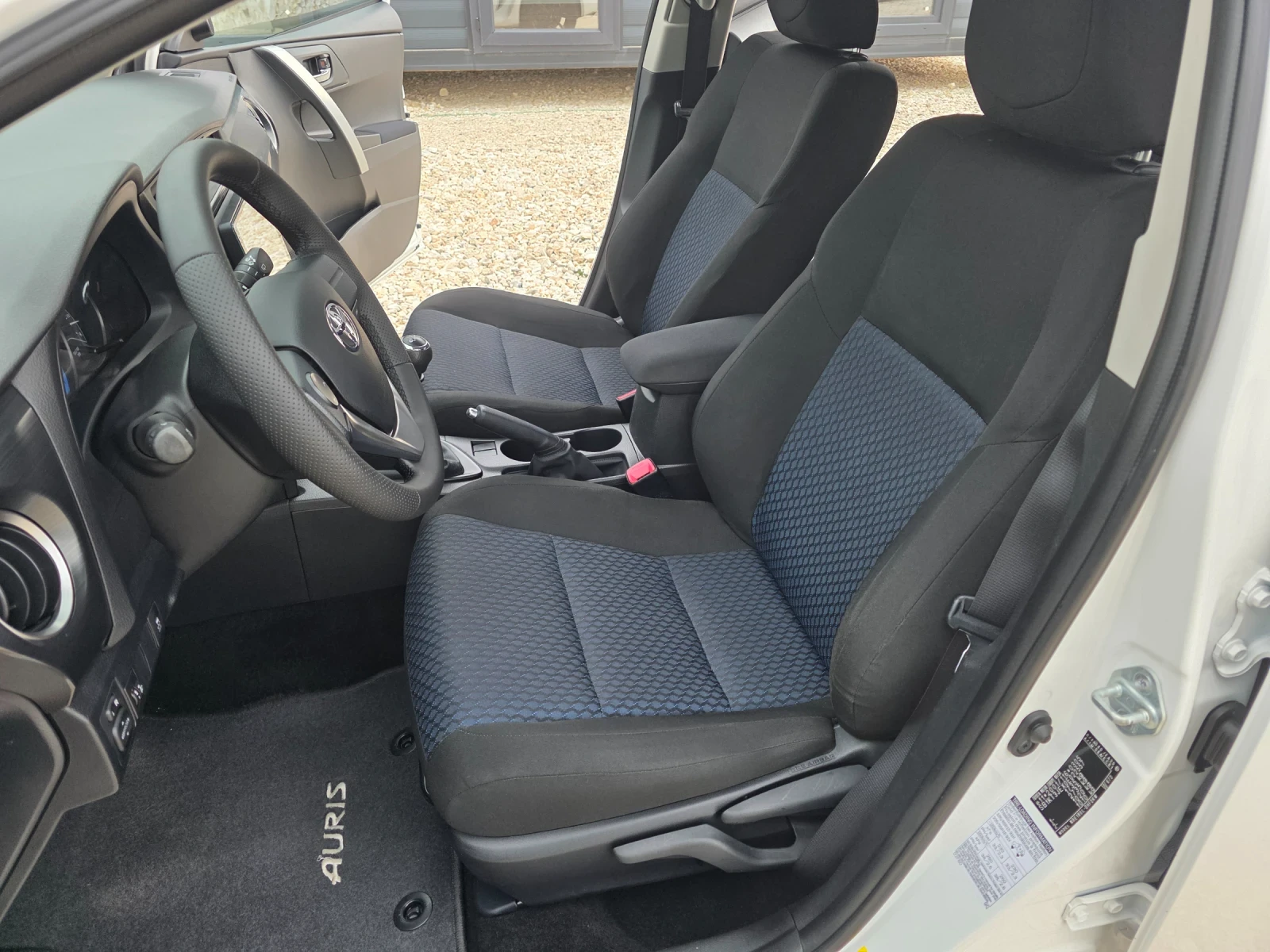 Toyota Auris 1.33 VVTI � �������� �� ������ | Mobile.bg � ����������� 6