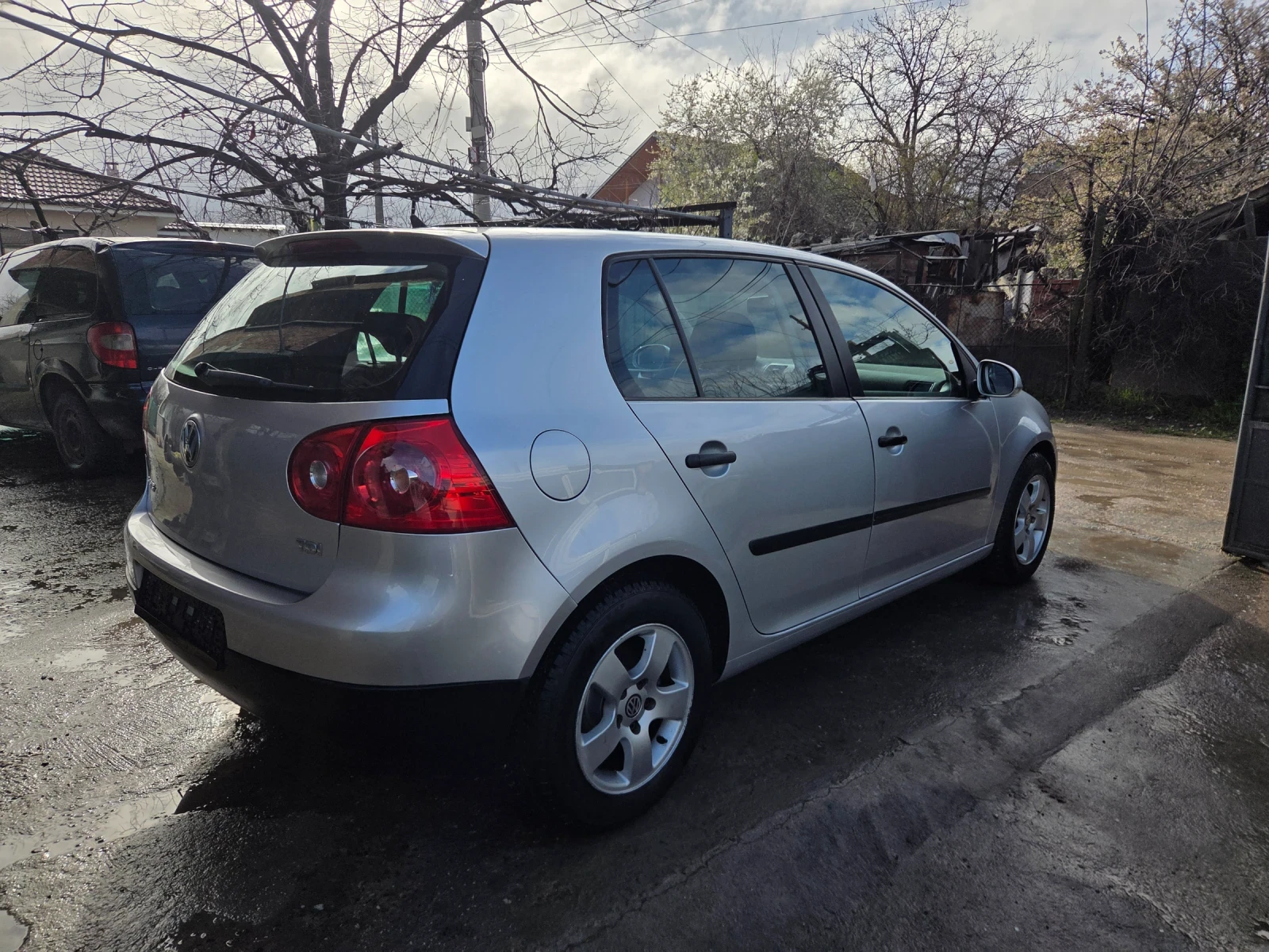 VW Golf 1.9TDi, снимка 6 - Автомобили и джипове - 54231006