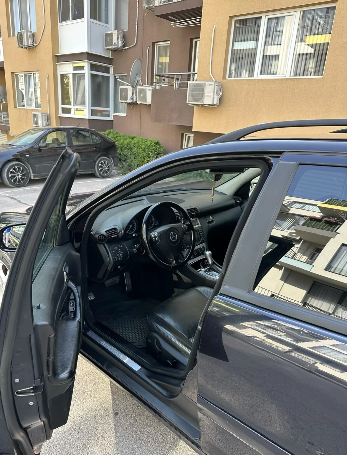 Mercedes-Benz C 200 2.2CDI, снимка 8 - Автомобили и джипове - 54414090