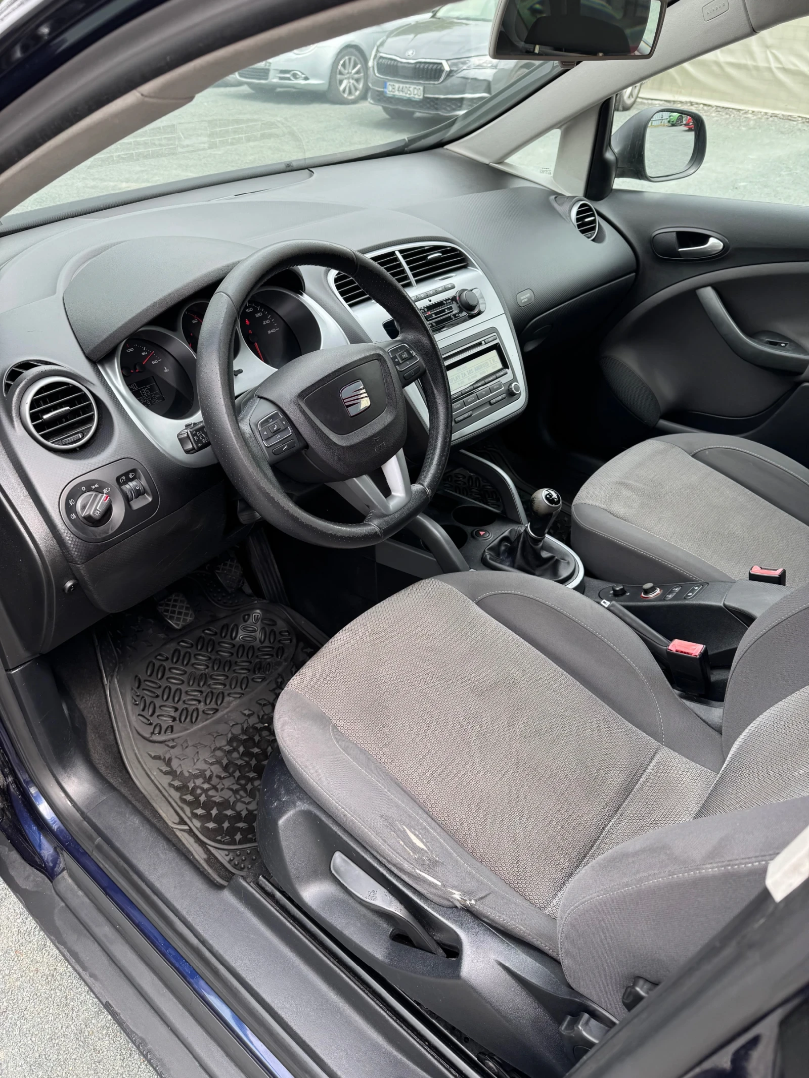 Seat Altea XL, 1.6 TDI, снимка 6 - Автомобили и джипове - 54455038