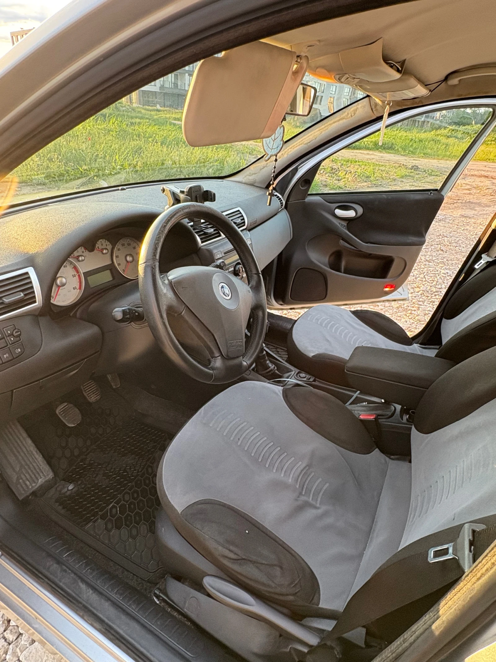 Fiat Stilo, снимка 7 - Автомобили и джипове - 54776671