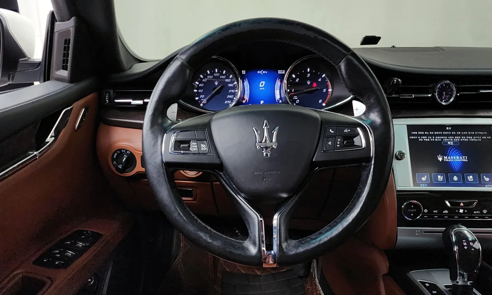 Maserati Quattroporte 3.0 DIESEL 275к.с. * ОБДУХВАНЕ * ЕЛ. ЗАДНИ СЕДАЛКИ, снимка 4 - Автомобили и джипове - 54822427