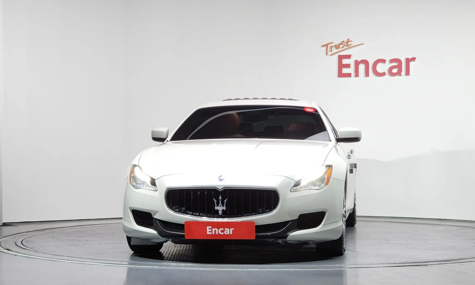 Maserati Quattroporte 3.0 DIESEL 275к.с. * ОБДУХВАНЕ * ЕЛ. ЗАДНИ СЕДАЛКИ, снимка 2 - Автомобили и джипове - 54822427