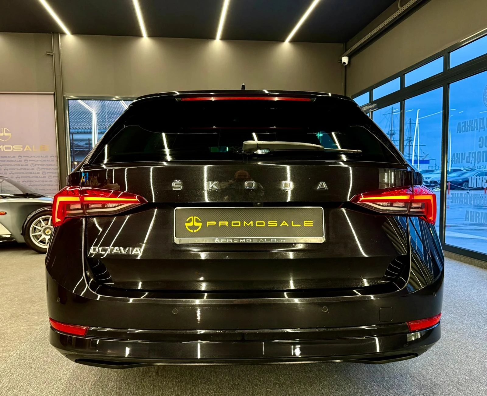 Skoda Octavia 2.0 TDI DSG DIGITAL, FULL LED, , снимка 5 - Автомобили и джипове - 54915434