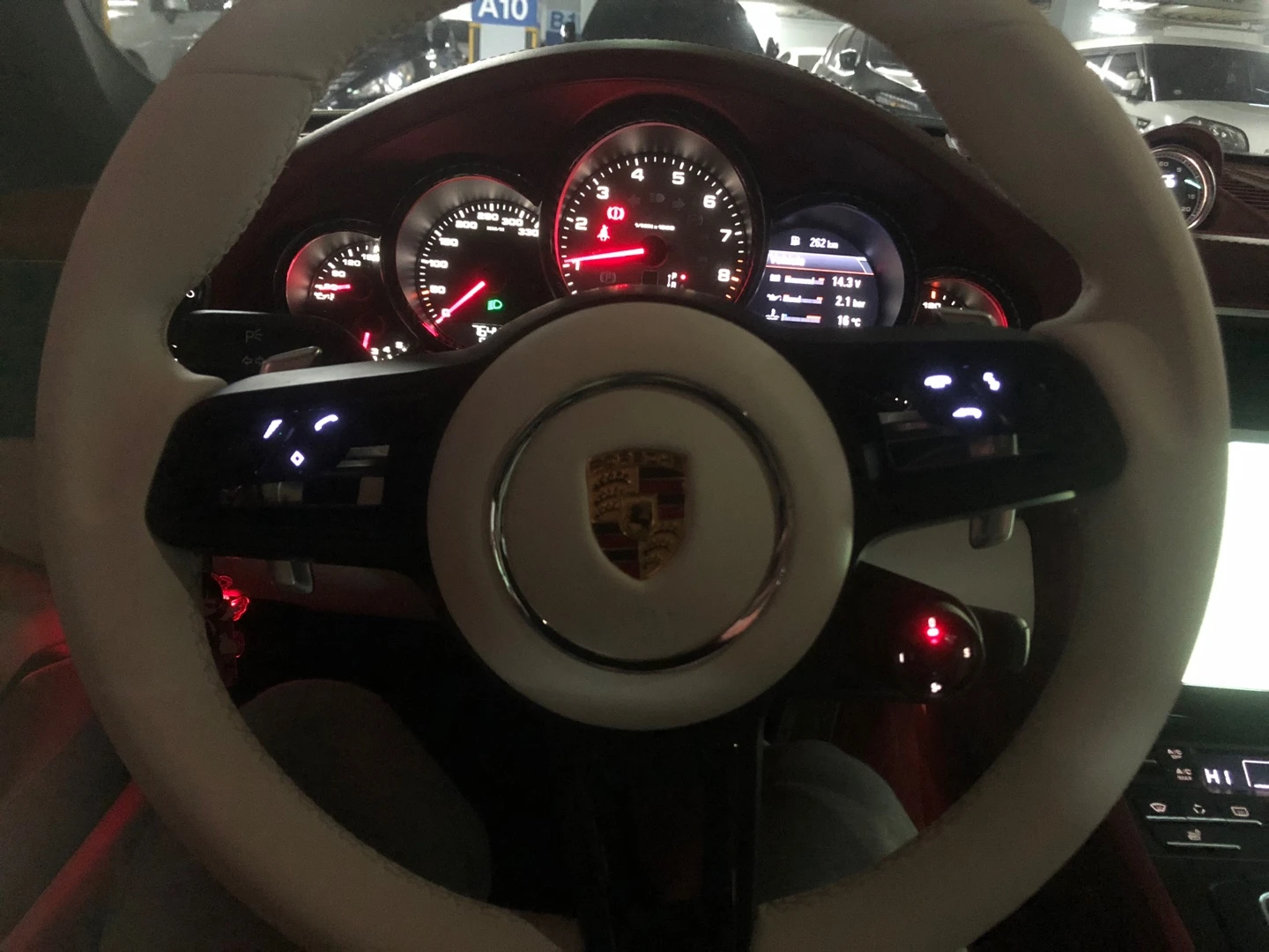 Porsche 911 Carrera S* ПОДГРЕВ ВОЛАН* ЛЮК* КРАЙНА ЦЕНА, снимка 10 - Автомобили и джипове - 55243555