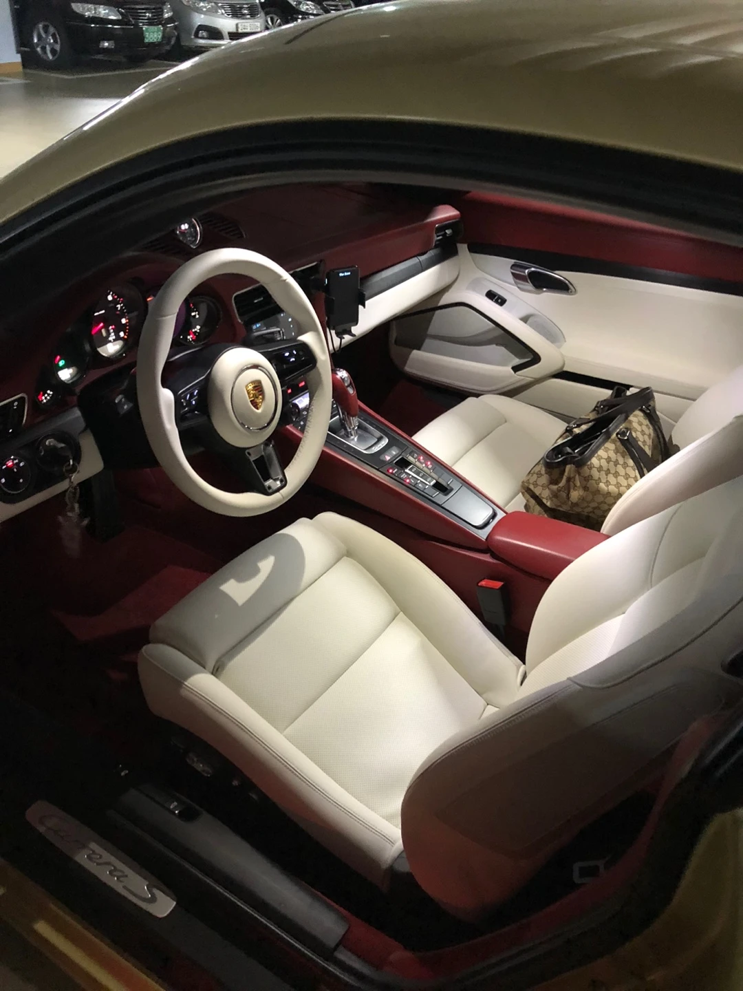 Porsche 911 Carrera S* ПОДГРЕВ ВОЛАН* ЛЮК* КРАЙНА ЦЕНА, снимка 7 - Автомобили и джипове - 55243555