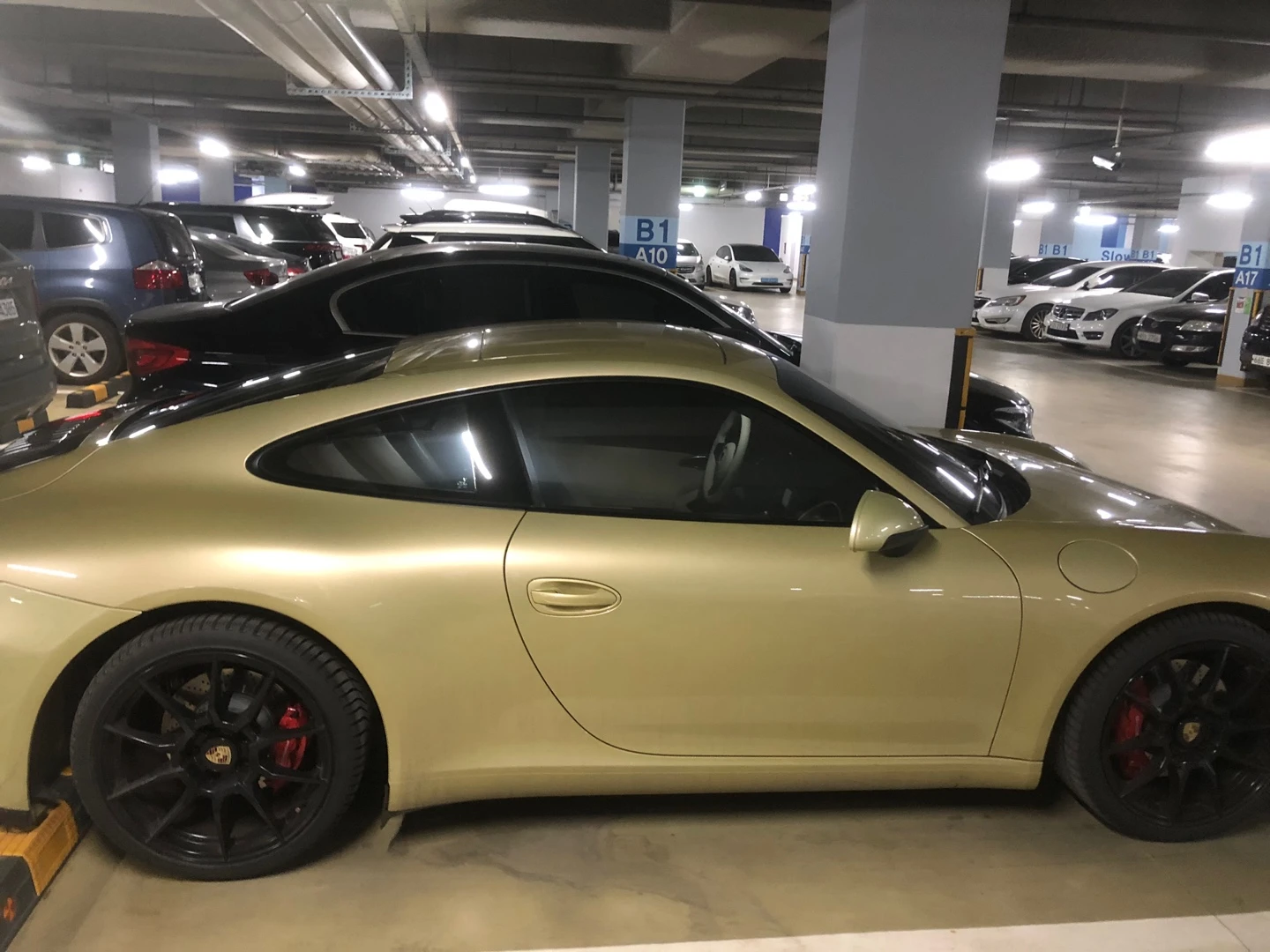 Porsche 911 Carrera S* ПОДГРЕВ ВОЛАН* ЛЮК* КРАЙНА ЦЕНА, снимка 5 - Автомобили и джипове - 55243555