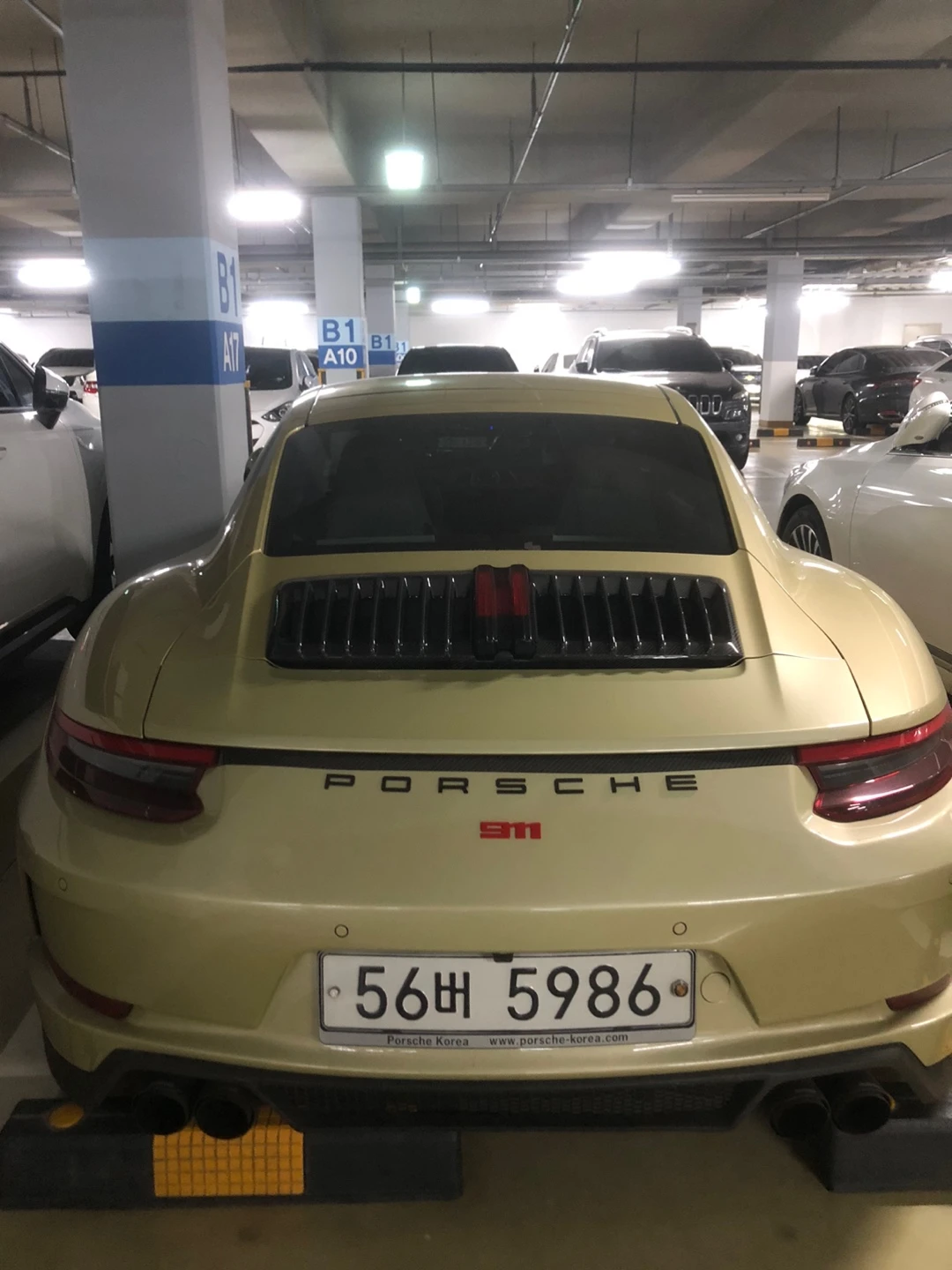 Porsche 911 Carrera S* ПОДГРЕВ ВОЛАН* ЛЮК* КРАЙНА ЦЕНА, снимка 12 - Автомобили и джипове - 55243555
