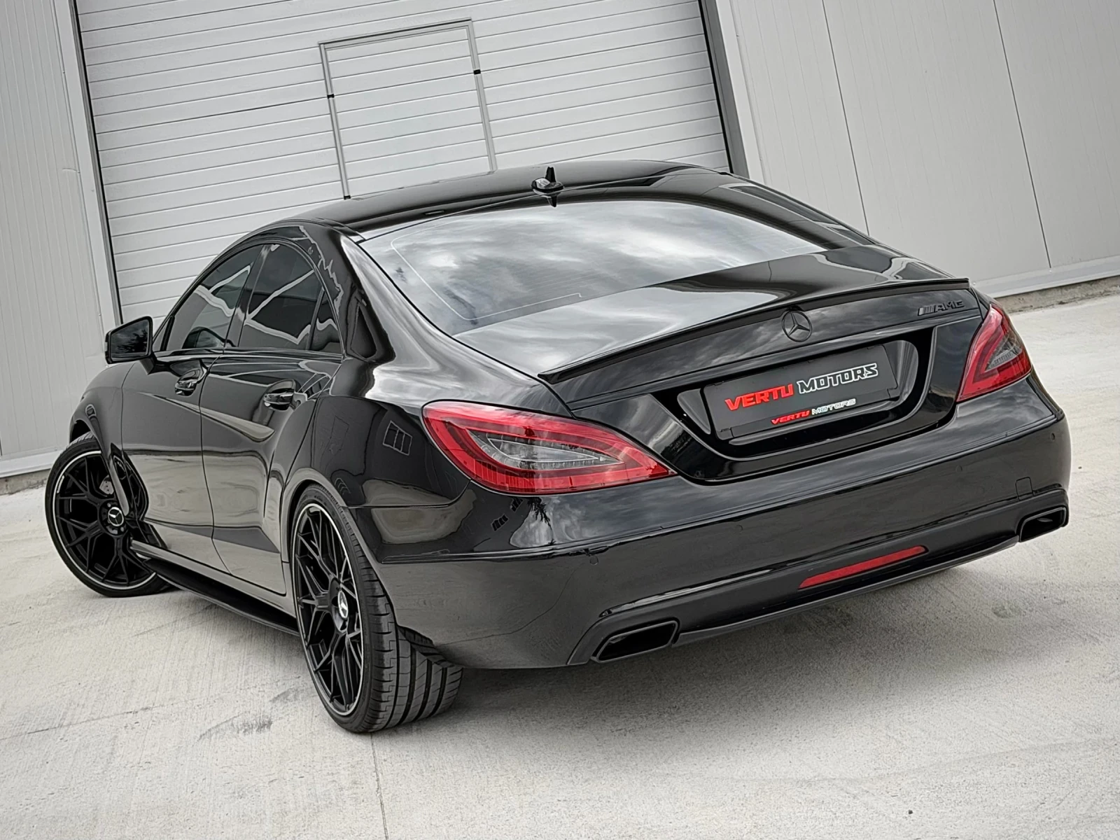 Mercedes-Benz CLS 350 AMG / SHADOW LINE / ALL BLACK EDITION / 3xTV, снимка 5 - Автомобили и джипове - 55664358