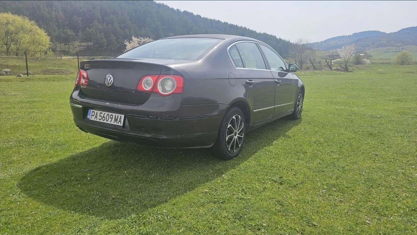 VW Passat 2.0, снимка 5 - Автомобили и джипове - 55708347