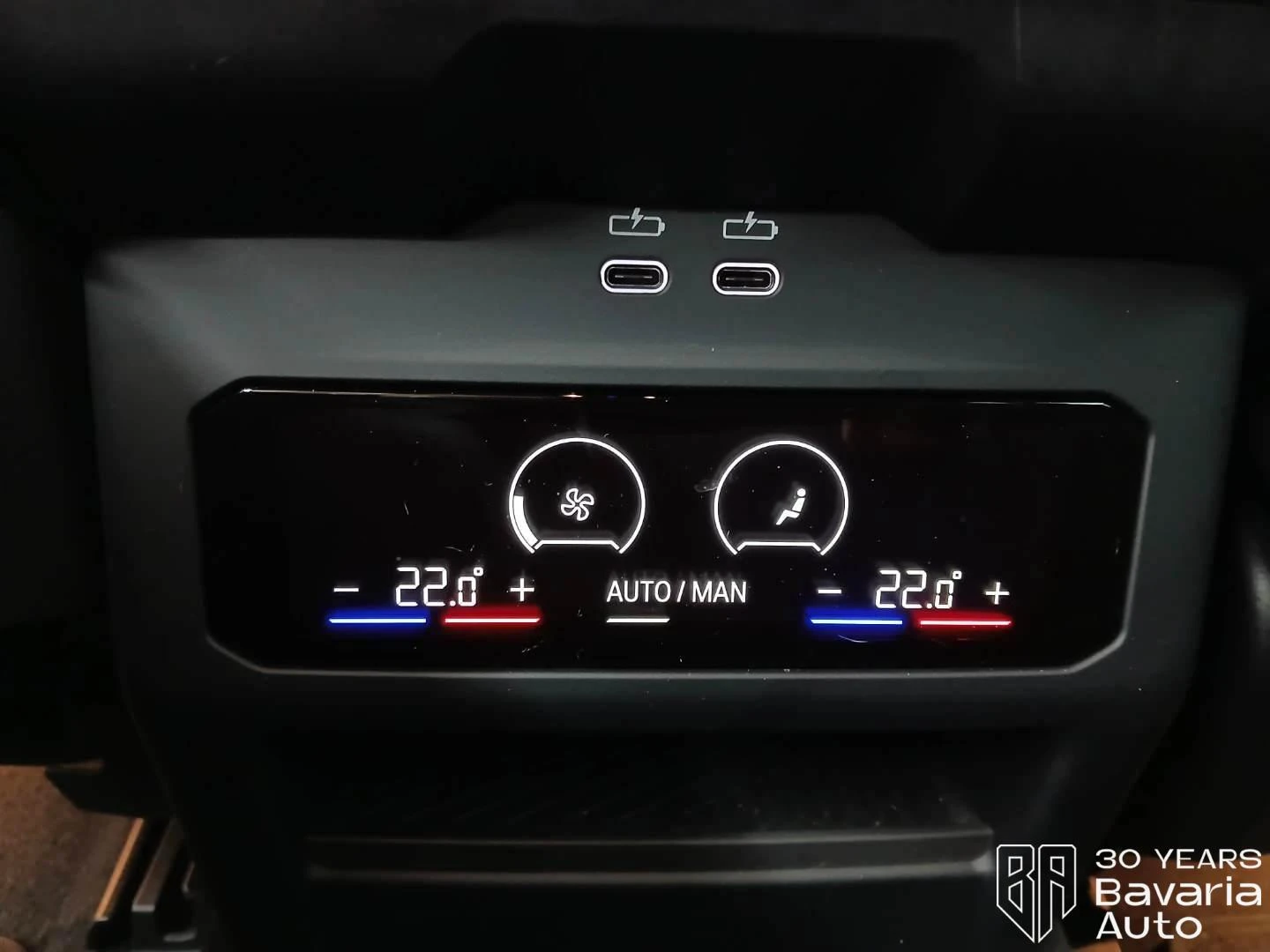 BMW i5 M60 Touring xDrive, снимка 15 - Автомобили и джипове - 55903828