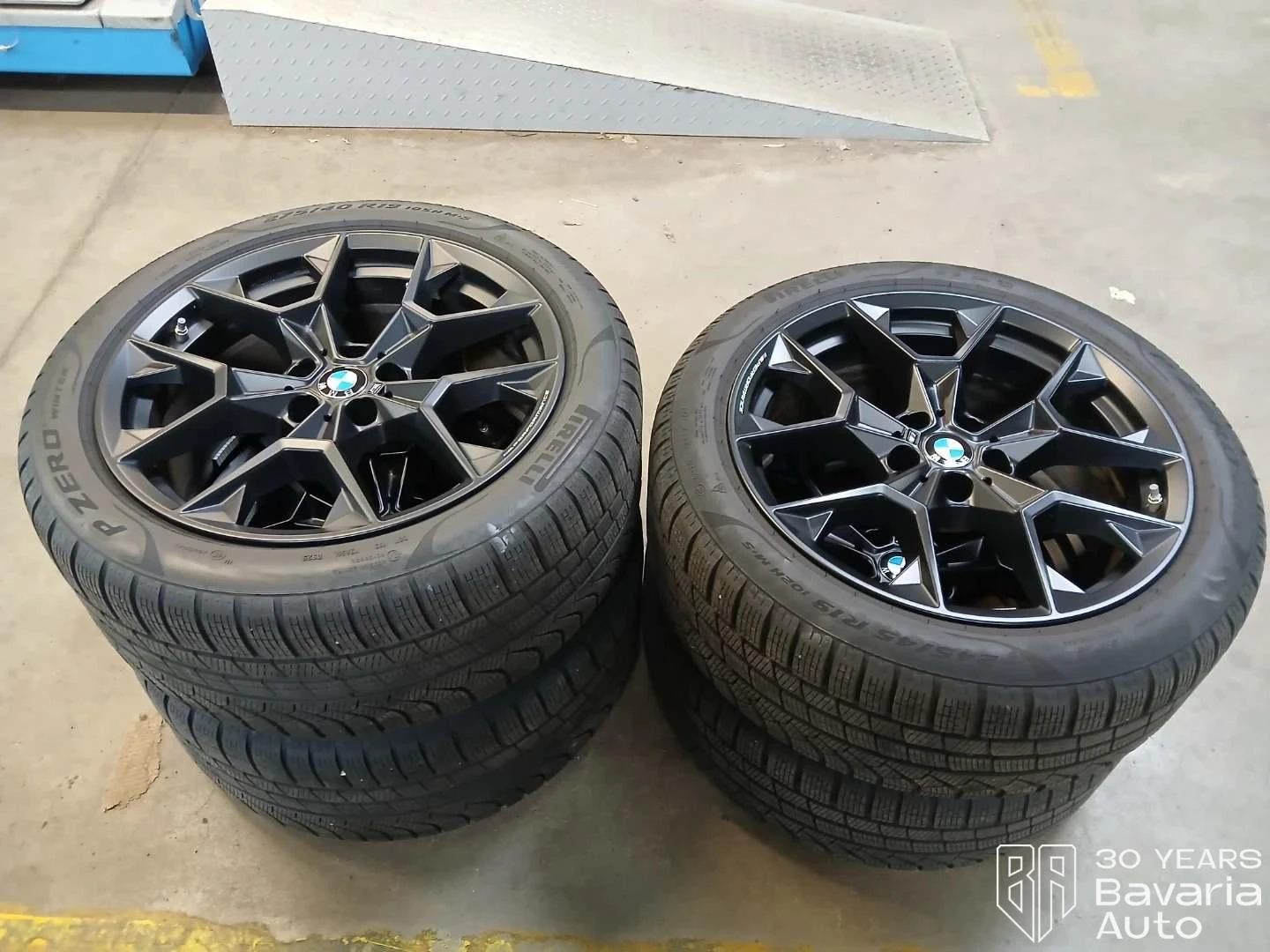 BMW i5 M60 Touring xDrive, снимка 17 - Автомобили и джипове - 55903828