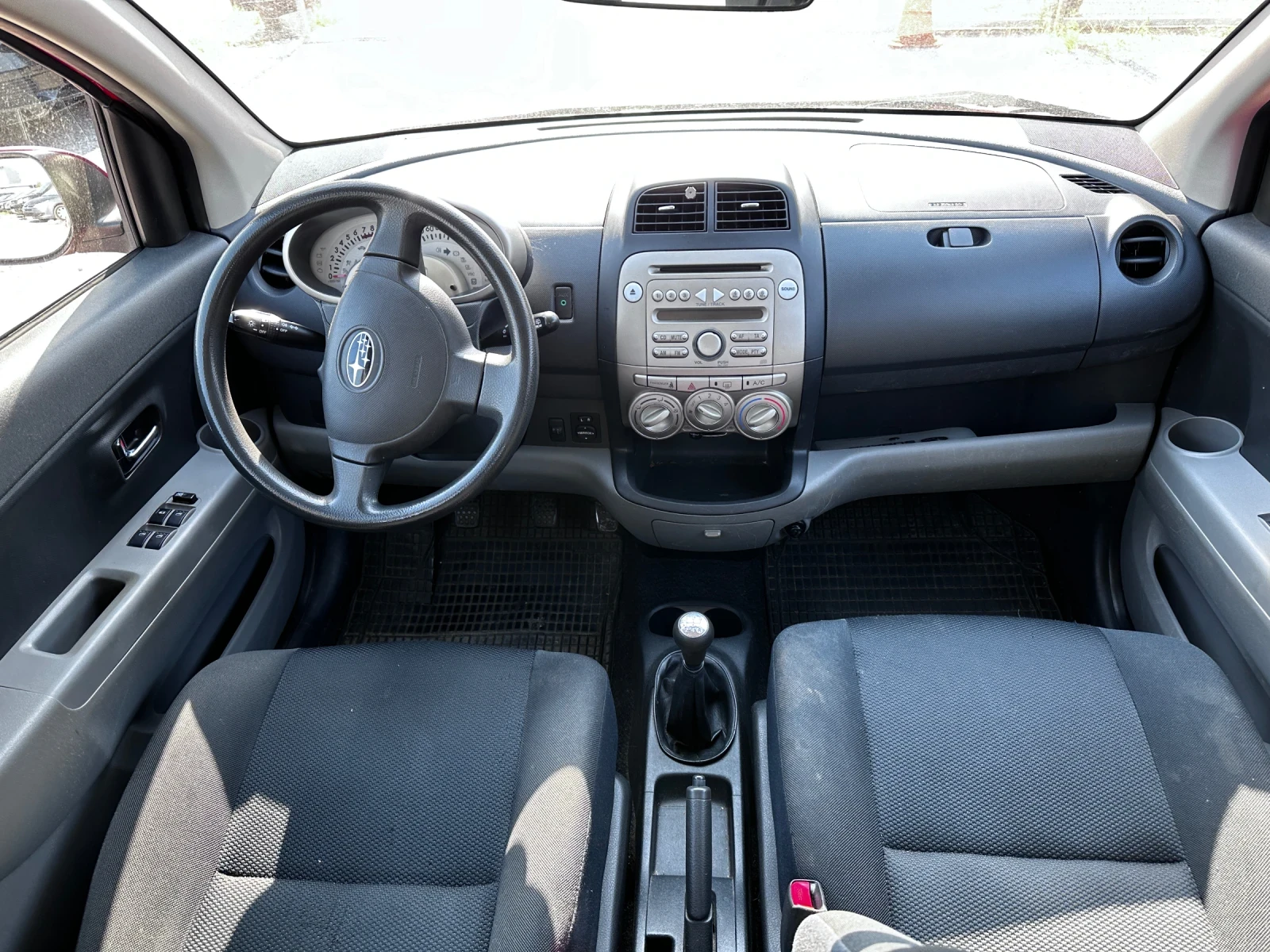 Subaru Justy 1.0 Бензин Австрия, снимка 13 - Автомобили и джипове - 56019772