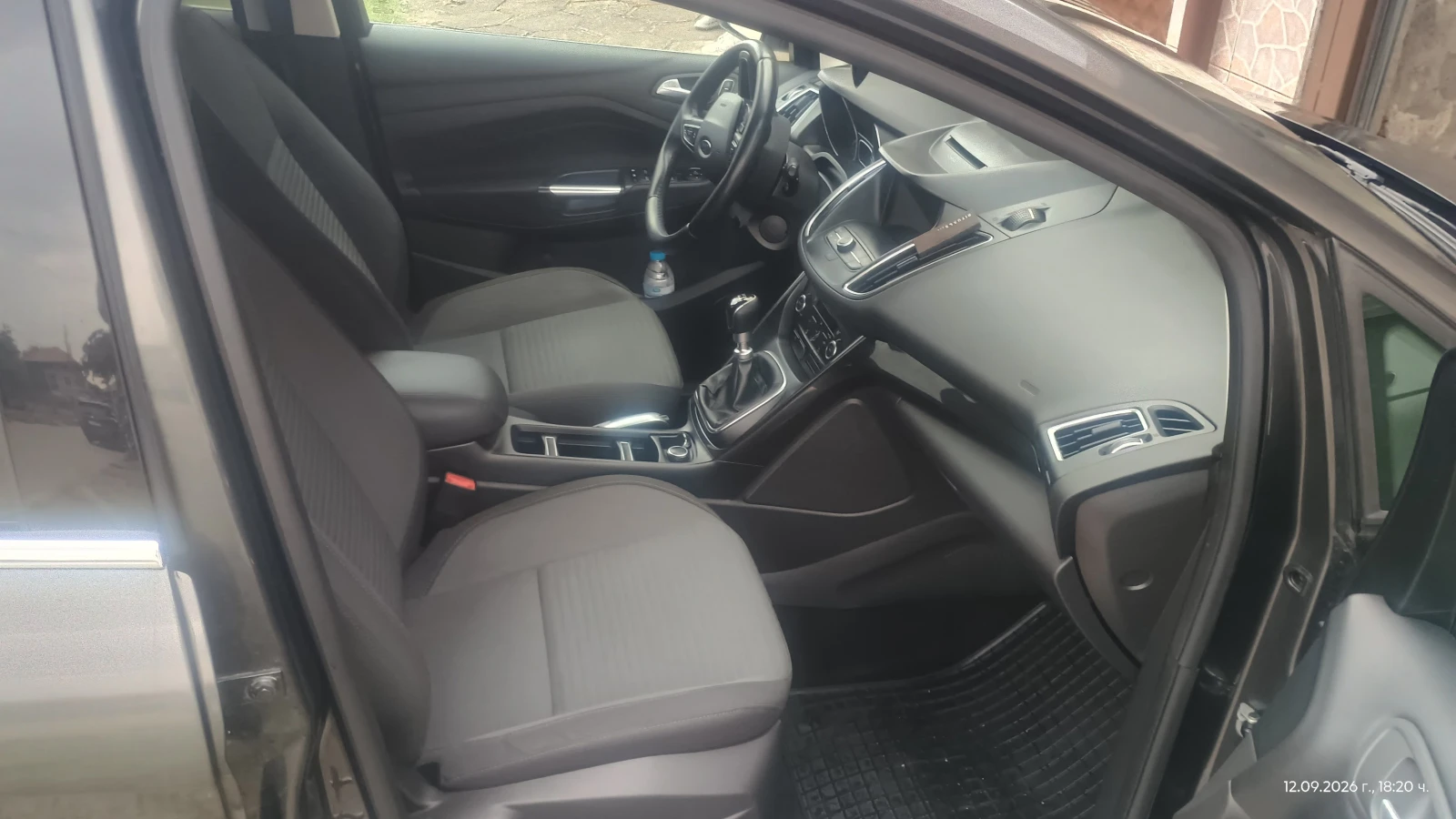 Ford C-max 1.5tdci, снимка 14 - Автомобили и джипове - 56059186