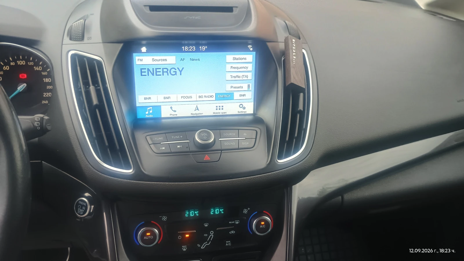 Ford C-max 1.5tdci, снимка 7 - Автомобили и джипове - 56059186