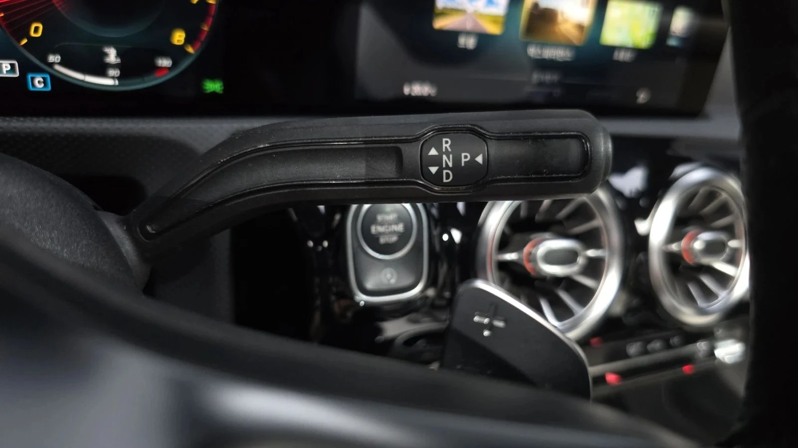 Mercedes-Benz CLA 250, снимка 9 - Автомобили и джипове - 56685817