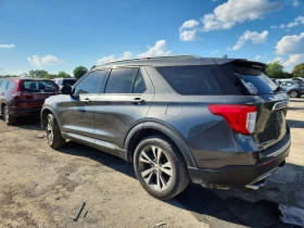 Ford Explorer 3.0l Platinum, снимка 2