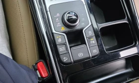 Kia Sorento 2.5T* PRESTIGE* ОБДУХВАНЕ* БЕЗ ИНЦИДЕНТИ* КРАЙНА Ц | Auto.bg — изображение 15