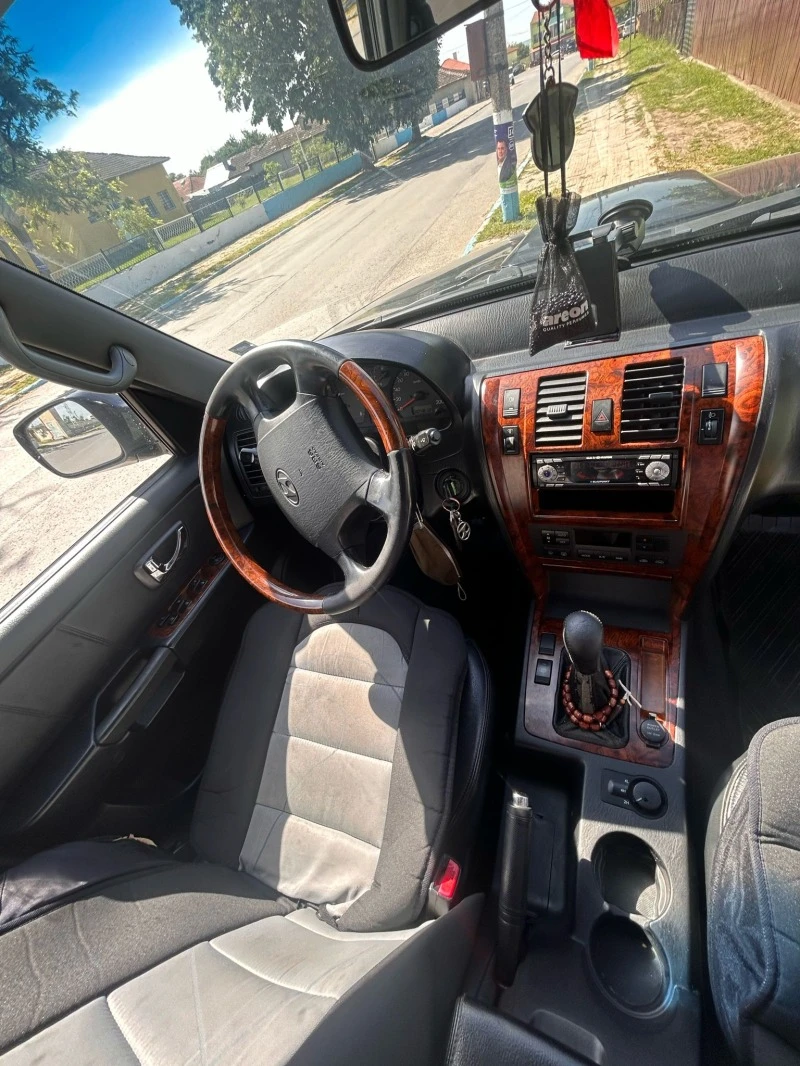 Hyundai Terracan, снимка 10 - Автомобили и джипове - 47319202