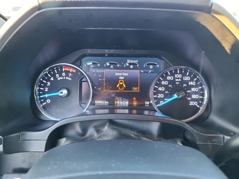 Ford F250 * LARIAT CREW CAB STD BED * CARFAX * БЕЗ ПЪРВОНАЧА, снимка 9 - Автомобили и джипове - 52842282