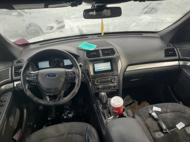 Ford Explorer * XLT * CARFAX * БЕЗ ПЪРВОНАЧАЛНА ВНОСКА, снимка 10 - Автомобили и джипове - 52972804