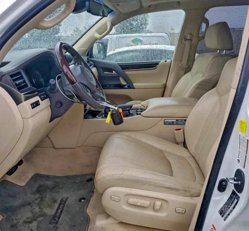 Lexus LX 570, снимка 7 - Автомобили и джипове - 53209251