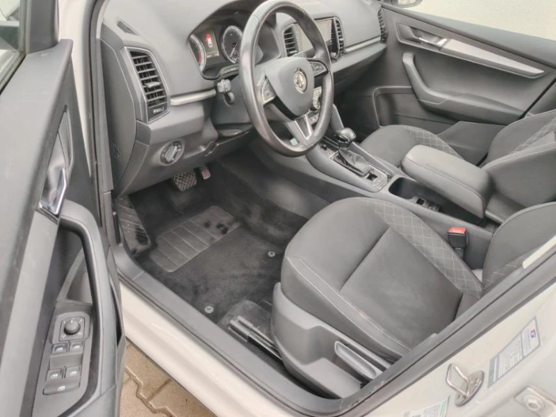 Skoda Karoq 2020гDSG-1.6TDI-116кс-MATRYX+ NAVI+ КАМЕРА-ПЕРФЕКТ, снимка 12 - Автомобили и джипове - 53563276