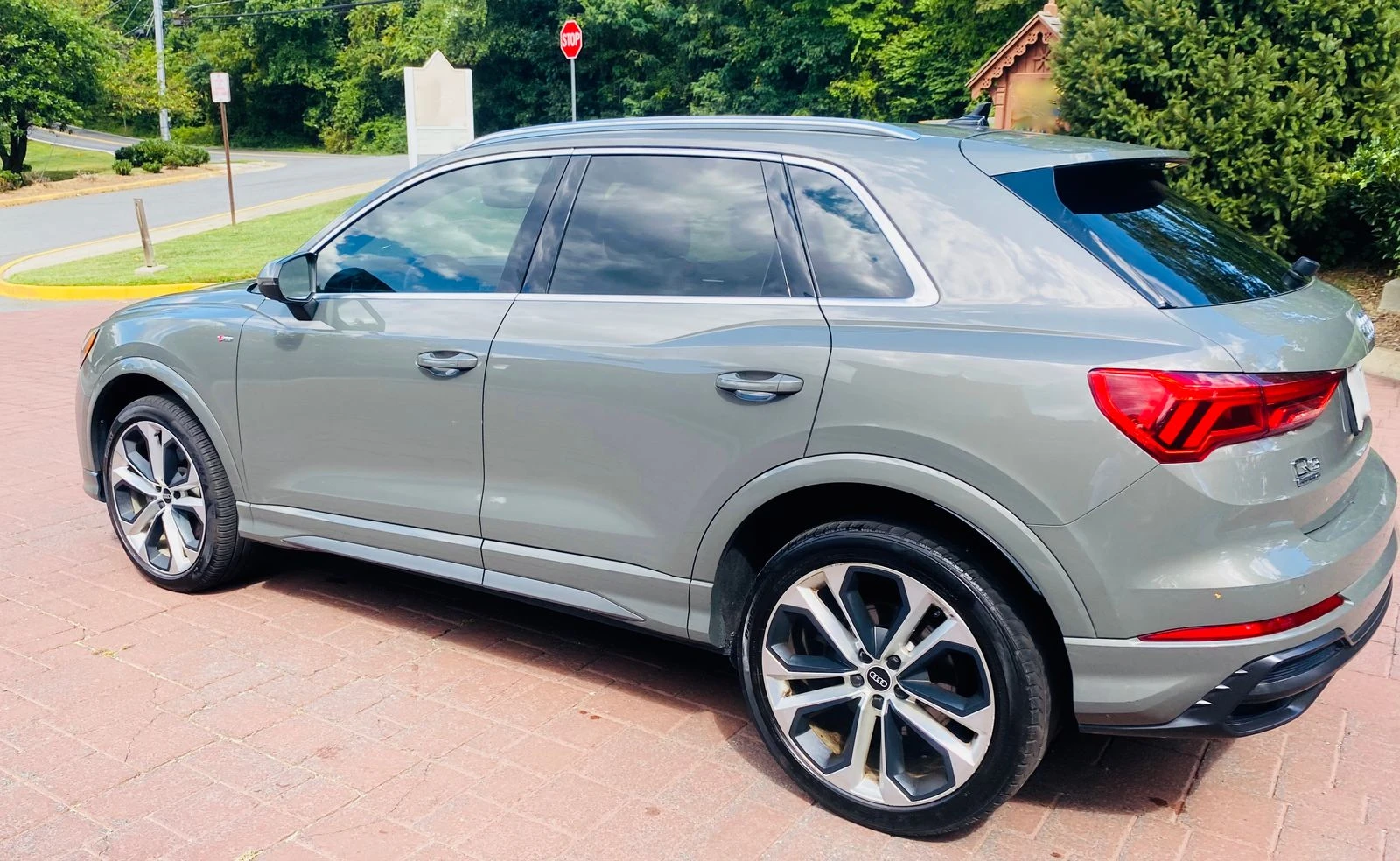 Audi Q3 S-LINE* PREMIUM* 8ZF* DIGITAL - изображение 5
