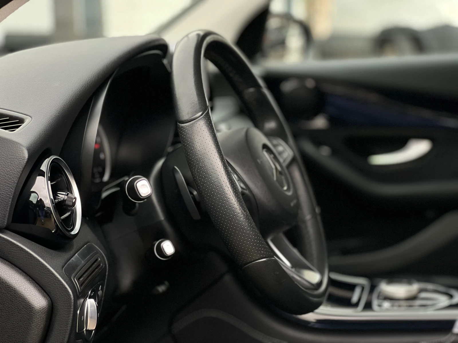 Mercedes-Benz GLC 220 COUPE / SPORT / 2.2D-170HP / 4MATIK-4X4 | Mobile.bg � ����������� 10