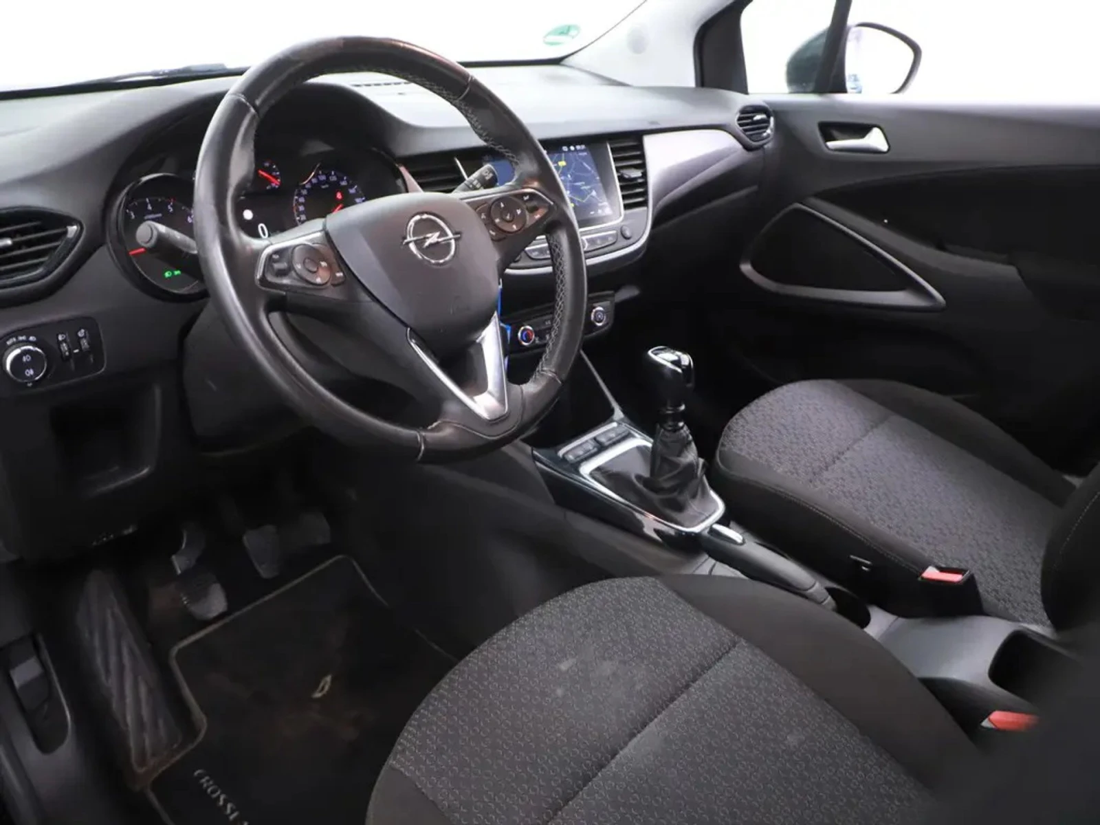 Opel Crossland X 1.2 Edition, снимка 7 - Автомобили и джипове - 53864658