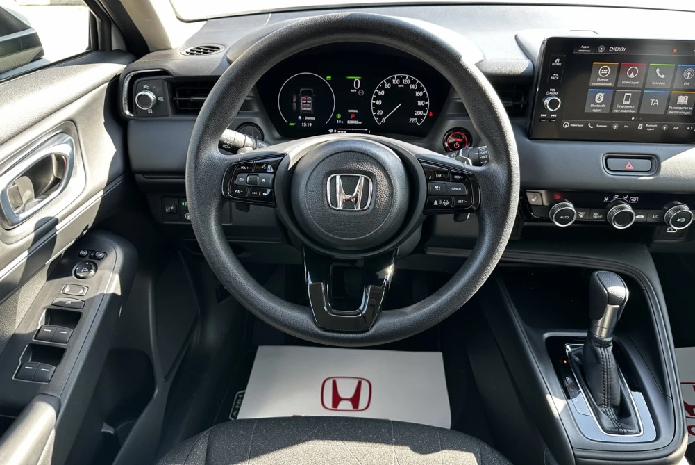 Honda Hr-v 1.5 i-MMD Hybrid e:FHEV Elegance, снимка 11 - Автомобили и джипове - 53874098