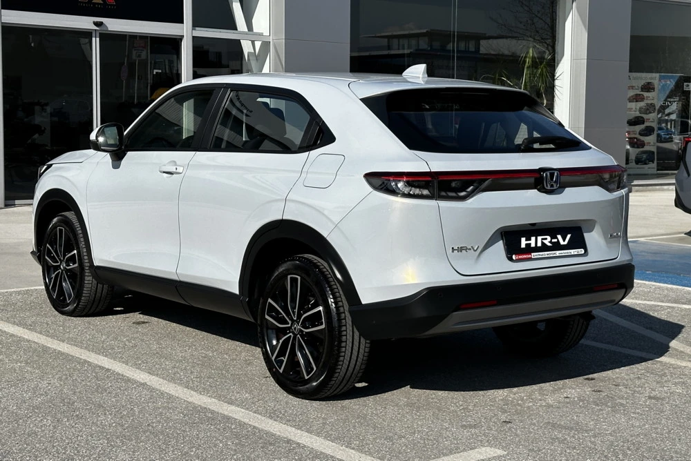 Honda Hr-v 1.5 i-MMD Hybrid e:FHEV Elegance, снимка 8 - Автомобили и джипове - 53874098